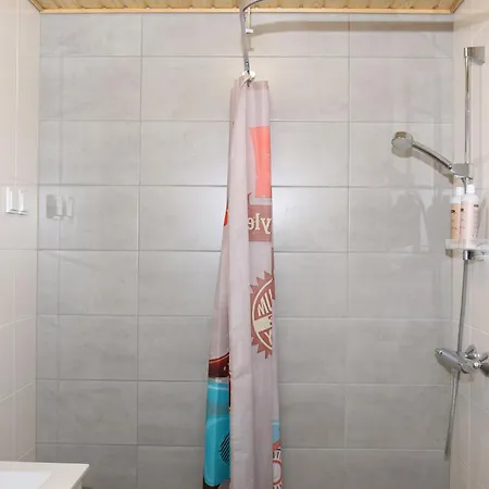 Ounas Near Main Center Spots Free Onsite Parking, Wifi *