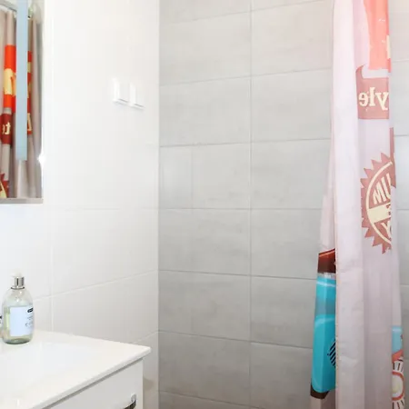 Honka Serene Suite Central Aurora City 2Bd Free On-Site Parking Rovaniemi