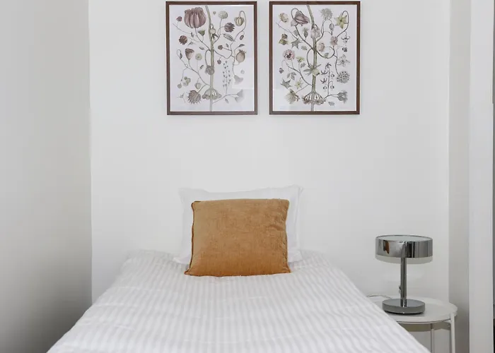 アパート Ounas Near Main Center Spots Free Onsite Parking, Wifi *